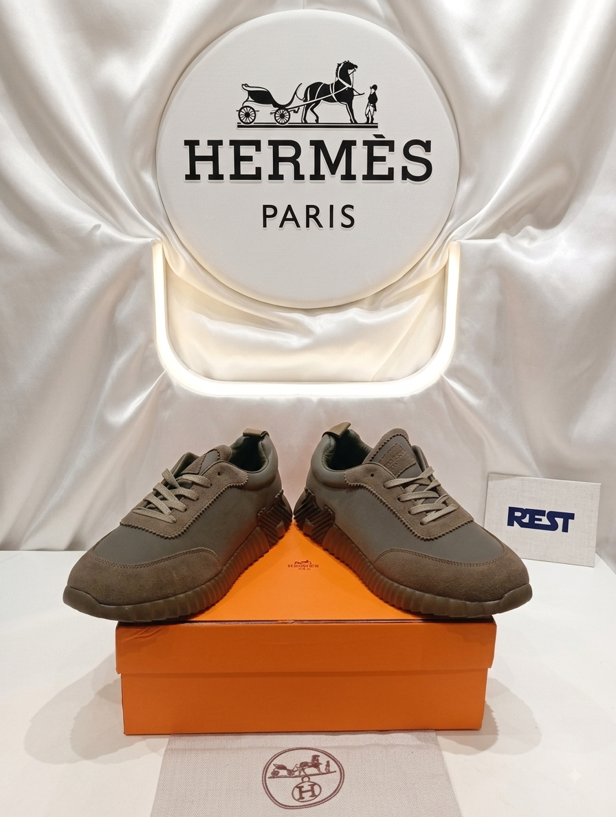Hermes bouncing