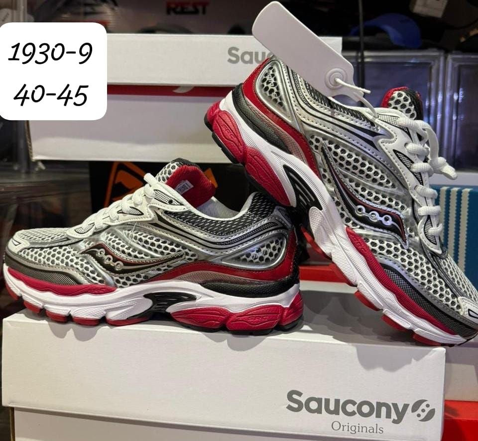 Saucony running